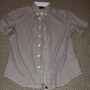 UNTUCKit mens M button down short sleeve‎